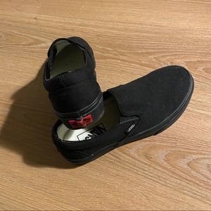Vans classic slip-on (Size: 5.5 Boys = 7.0 Women)